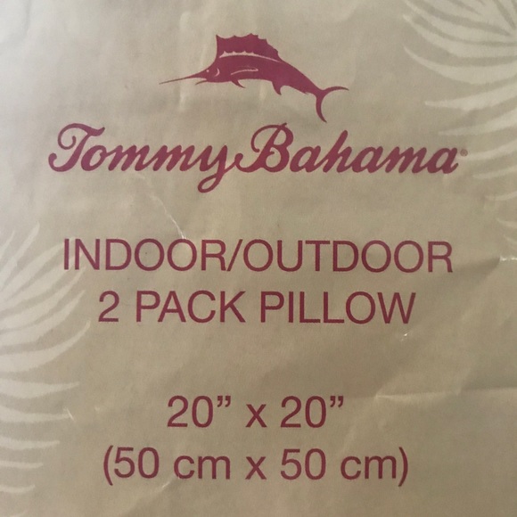 Tommy Bahama Indoor/Outdoor 2 Pack Pillow Set - Picture 5 of 5
